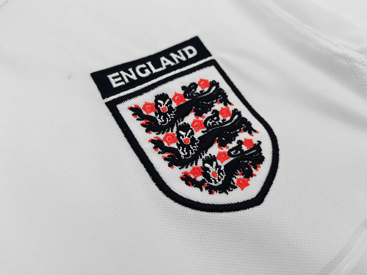 England 1999-01 Home