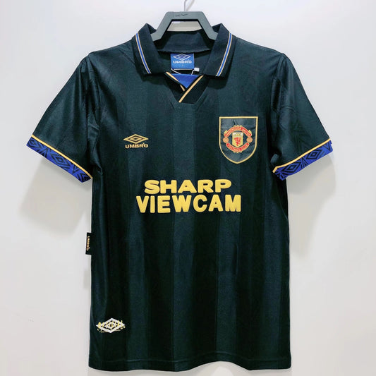 Manchester United 93-94 Away